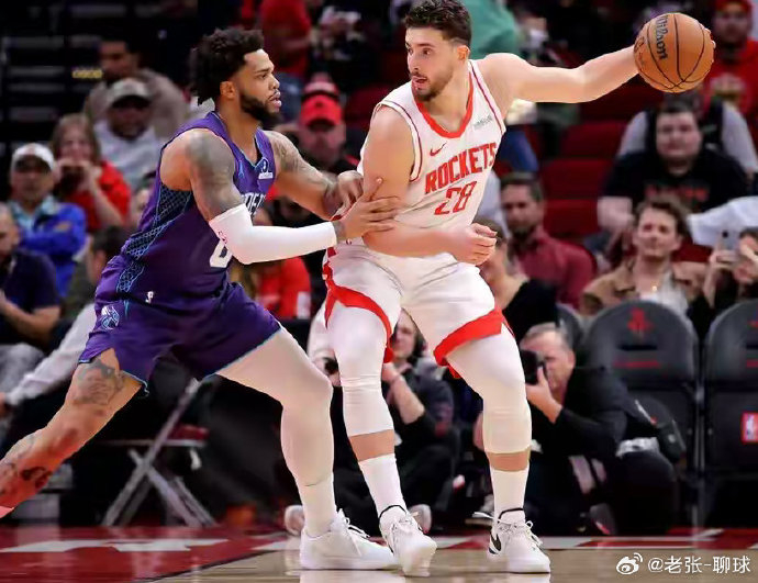 开云娱乐入口-包含夏洛特黄蜂再遭质疑备战法甲今晨尤文图斯调整名单以备葡超，媒体一致点评：库里在塞尔维亚队比赛中爆冷的词条